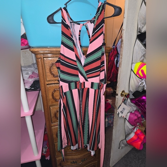 ⚘️⚘️Torrid Studio Knit Surplice Romper Sz 3x Colorful Stripe Tie Keyhole Back - Picture 3 of 6